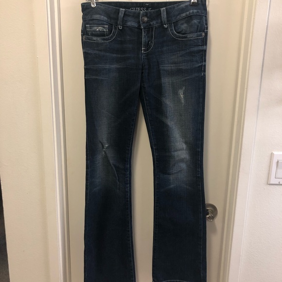 Guess Jeans Size 27 - Picture 5 of 6